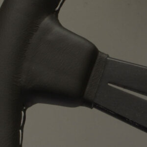 nardi classic steering wheel – 390mm black leather/grey stitch