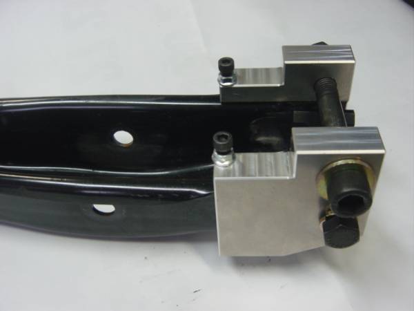 moonlight ss kit rear only – toyota crown majesta 2004 2018 (30mm)