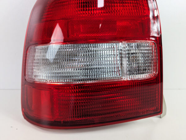 left side ek9 type r oem style taillight for 96 01 honda civic ek hatch vti