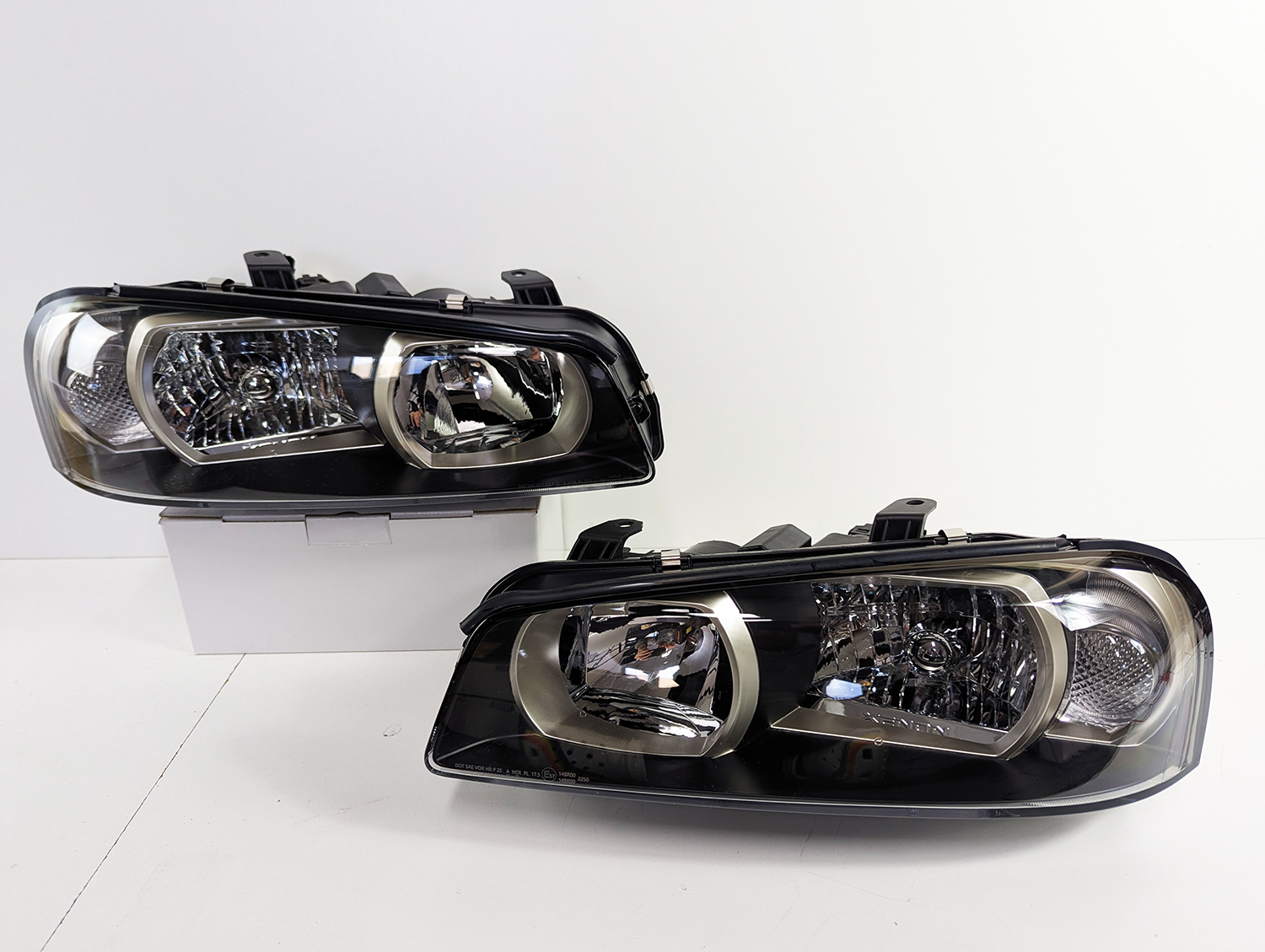 bnr34 gtr r34 oe style headlights for 1998 2001 nissan skyline r34 gtt gtr