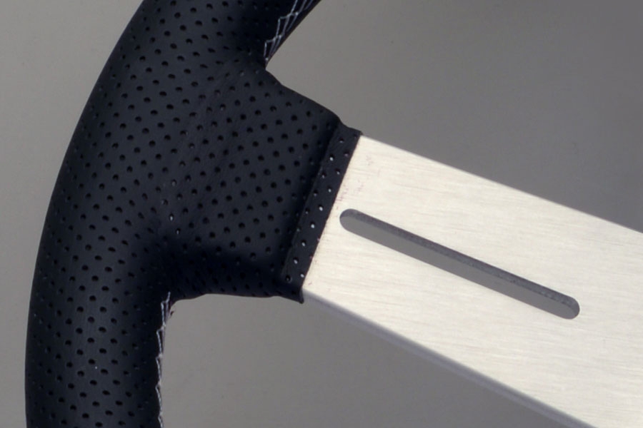 nardi competition steering wheel – 330mm black leather/grey stitch