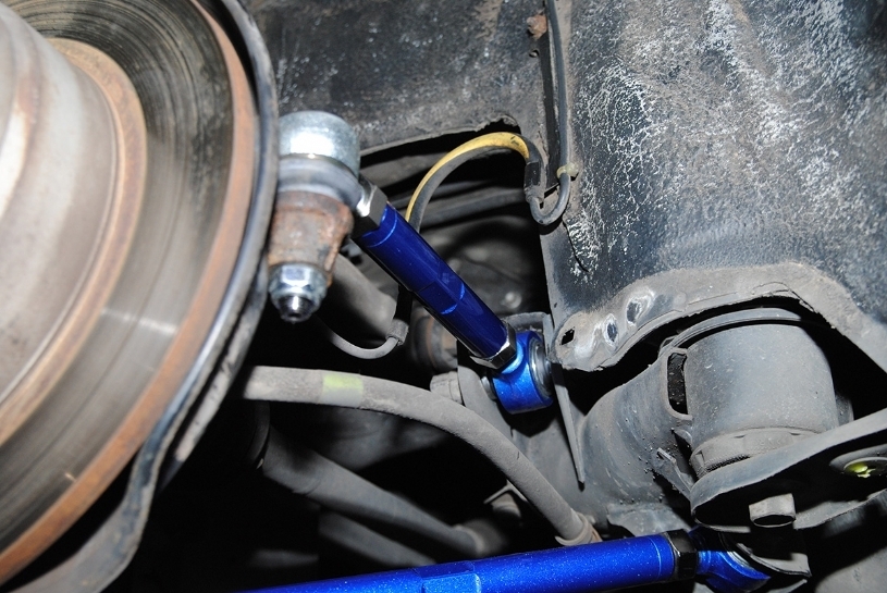 hardrace rear toe arms – lexus is200 is300 / gs300 1998 2005 / crown/majesta jzs/uzs171