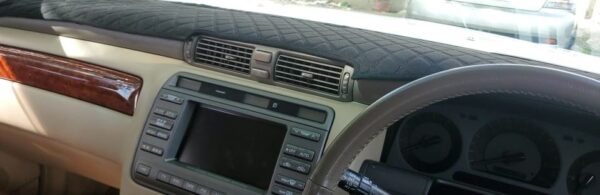 moonlight fleece dash mat – toyota crown athlete/royal saloon jzs171 17 series (black)